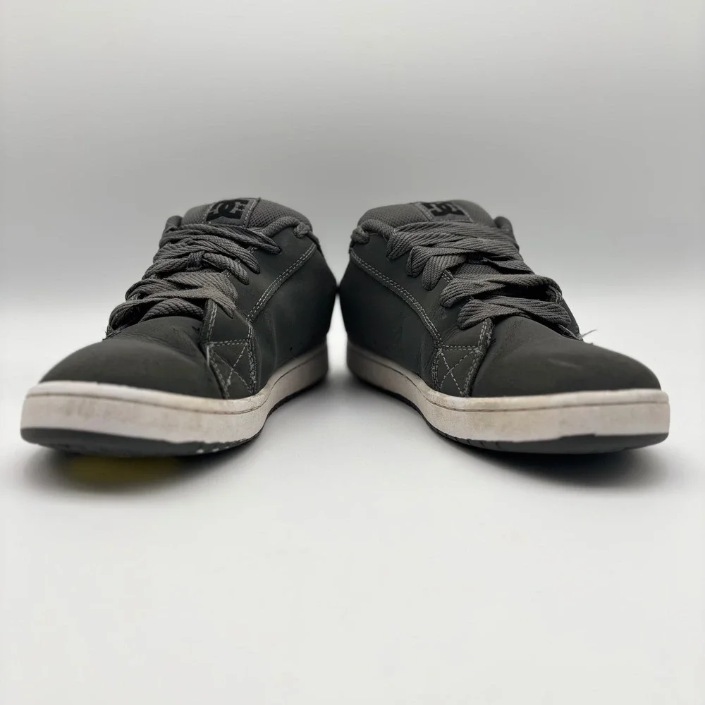 DC Shoes Mens Court Graffik Grey Black Leather Skate Sneakers 300529-GBW Size 9